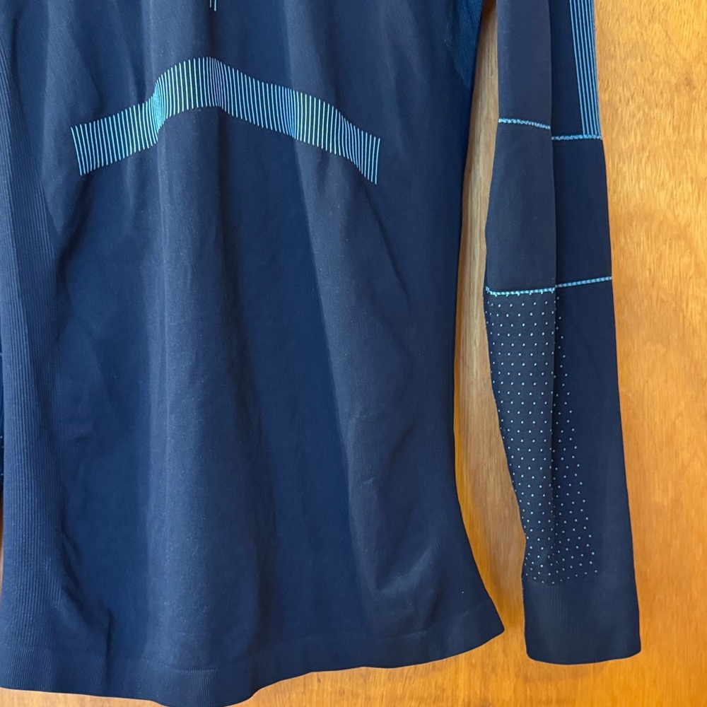 Craft Women’s Active Intensity Baselayer Crew - Picture 4 of 8